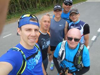 Difficile de courir dans le sable,mais que du bonheur avec la nature,un seul regret le peu de monde